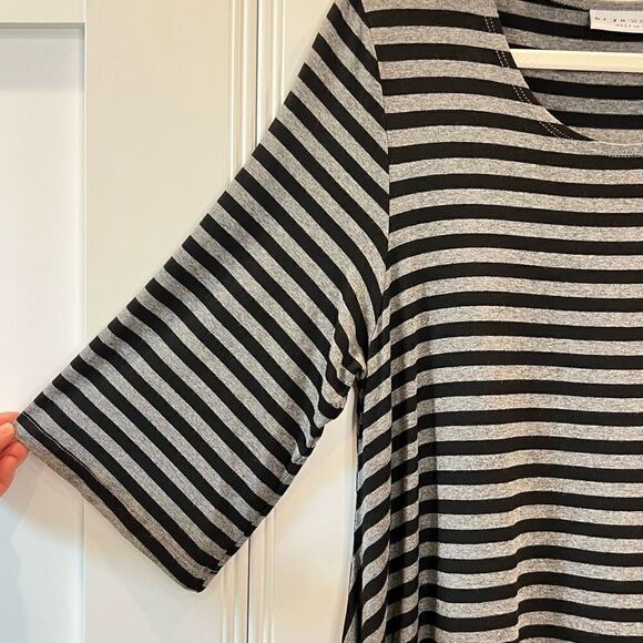Bryn Walker Women’s Small Viscose Striped Black Grey Midi Dress 3/4 Sleeve - Picture 3 of 11